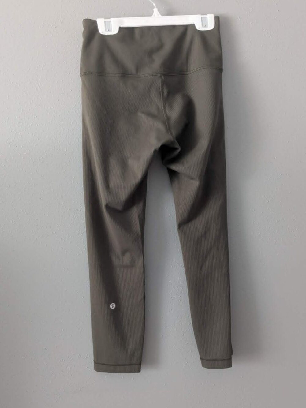 Wunder Train High-Rise Ribbed Crop 23" - Picture 3 of 3
